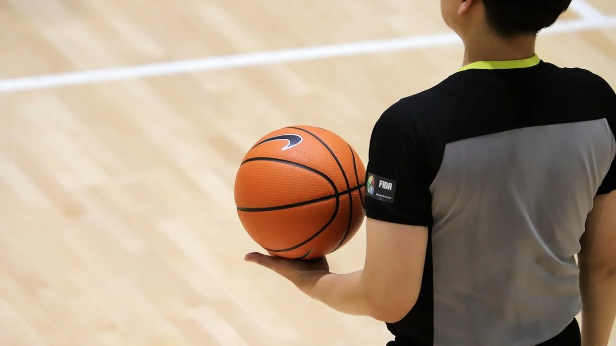 NBA赛季前30预测复盘：尼克斯与老将经验价值